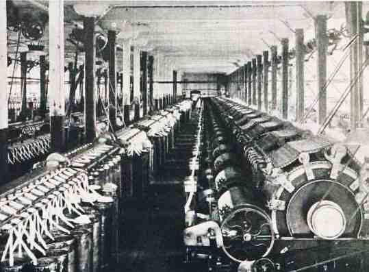 An old photo of the mill shows that the mill was well-organized and ready for the development of Shanghai's wool spinning industry