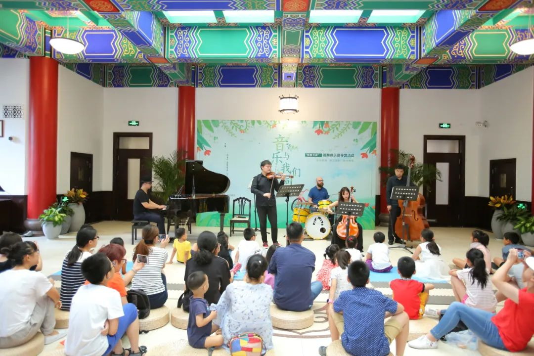 What Are the Good Places to Visit During Summer Vacation on the Fifth Anniversary of People's City? Libraries Are Popular, and CCTV Focuses on District Libraries